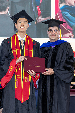 USC.Grad. 5.10.24_-189