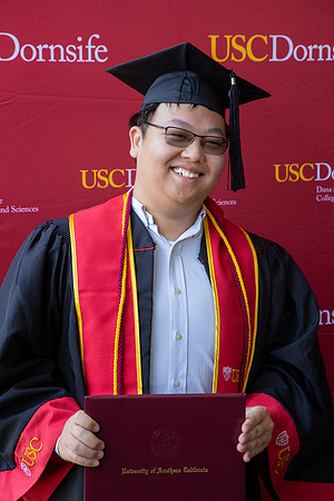 USC.Grad. 5.10.24_-182