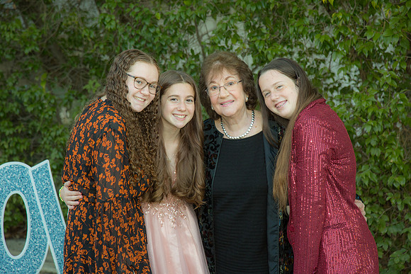 Maya.Hayden.12.18.21_-53
