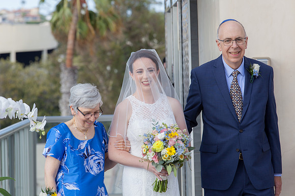 Julia.Phil.6.12.22_-400