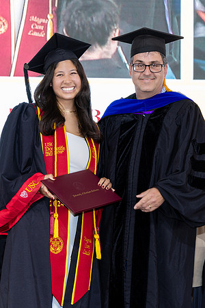 USC.Grad. 5.10.24_-196