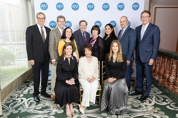 AJU.Gala.4.27.25_-036