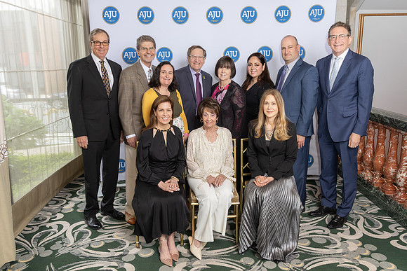 AJU.Gala.4.27.25_-033