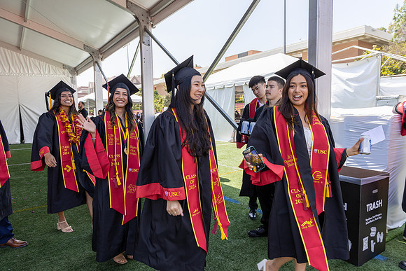 USC.Grad. 5.10.24_-035