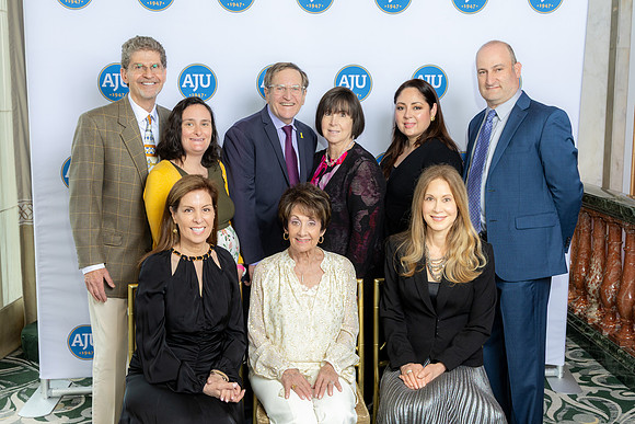 AJU.Gala.4.27.25_-030