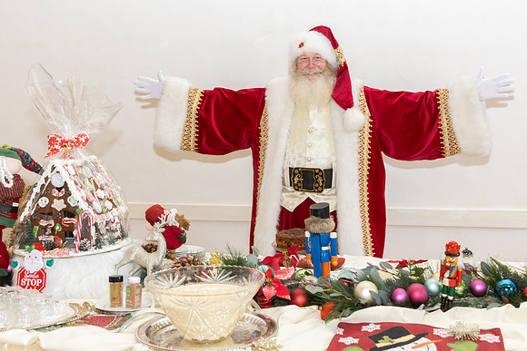 BHWC.Santa.12.8.24_-020