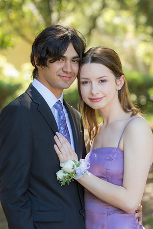 Hadley.Prom.3.26.22_-28