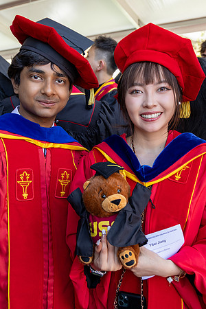 USC.Grad. 5.10.24_-026